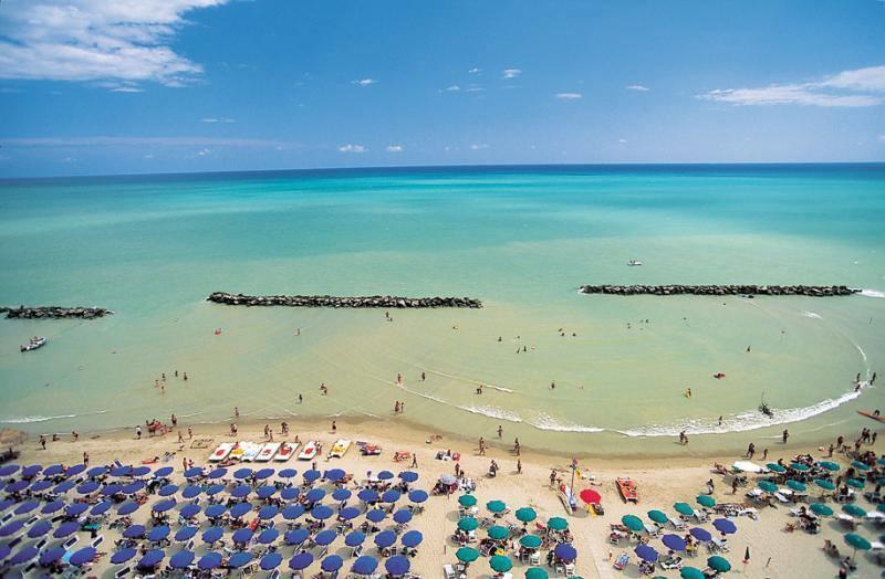 Montesilvano Marina Mediterranea Sea House מראה חיצוני תמונה